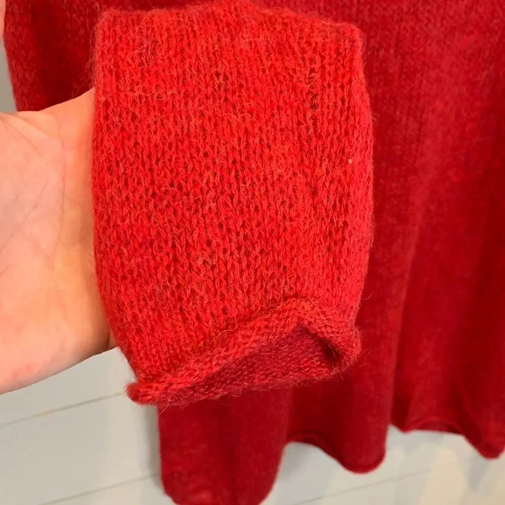 Peruvian Connection Vibrant Red Knit Sweater 100% Royal Alpaca size large